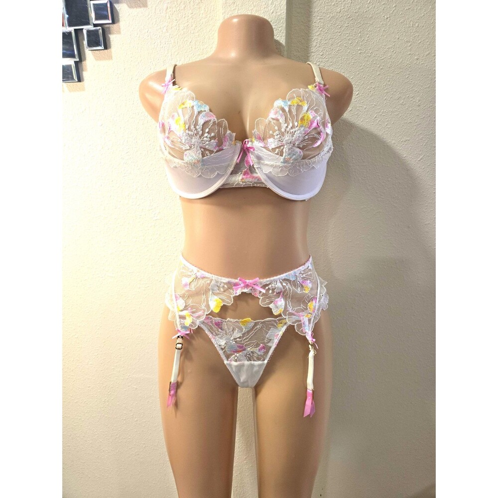 Honey Birdette